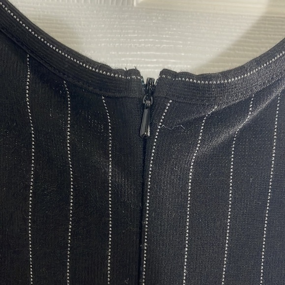 Avenue women's sleeveless pinstripe dress, Size 14/16 - Picture 7 of 8